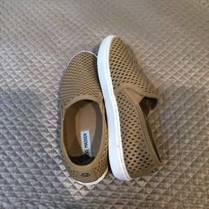 Steve Madden sneakers